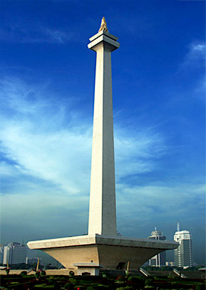 独立記念塔