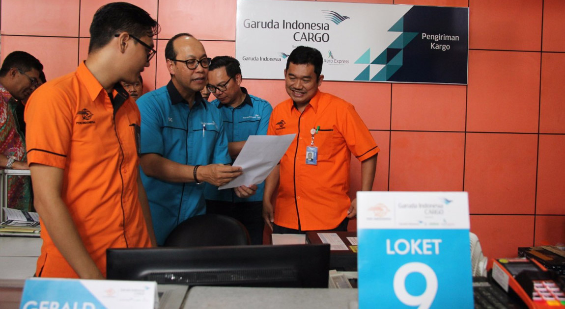Garuda Indonesia Gandeng Pos Indonesia Jadikan Makassar Pusat Cargo Wilayah Timur Indonesia