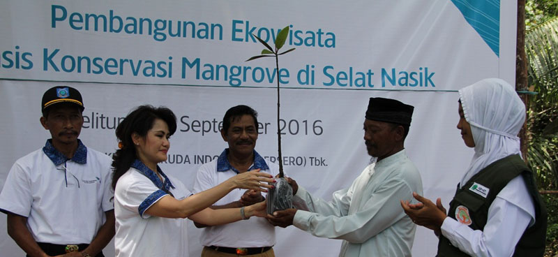 Tanam 50 Ribu Bibit Mangrove, Garuda Indonesia Dukung Ekowisata Berbasis Konservasi Mangrove di Belitung